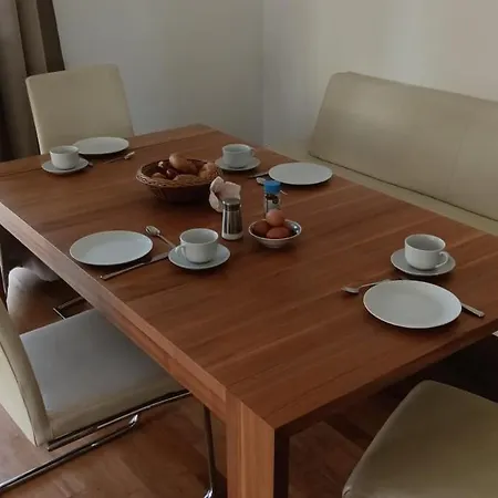 Stylish Apartment *