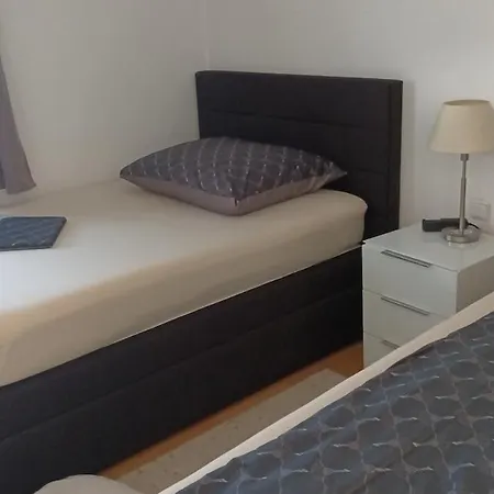 Stylish Apartment *